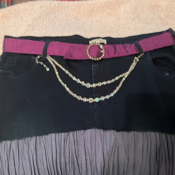 Handcrafted reinvented maxi jean skirt - Picture 4 of 4